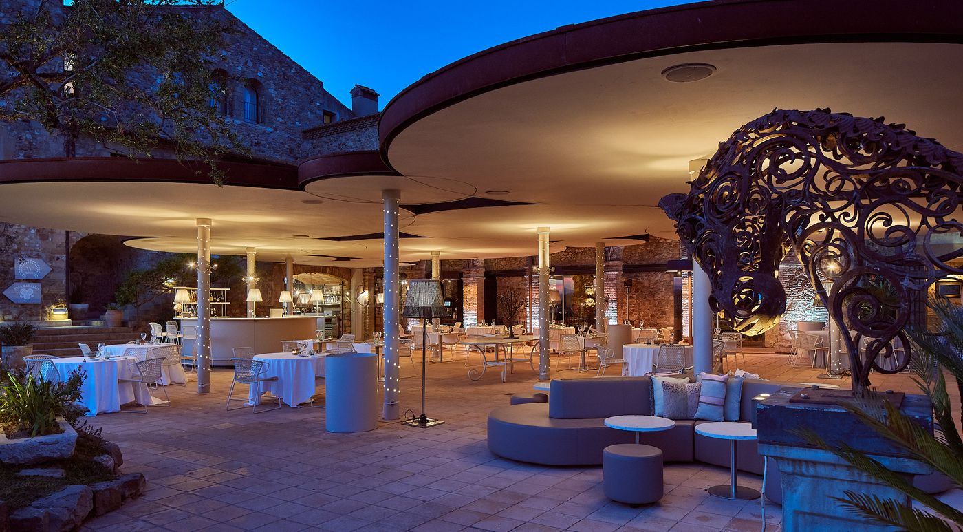 Hotel-Castell-D-Emporda-Bar-10