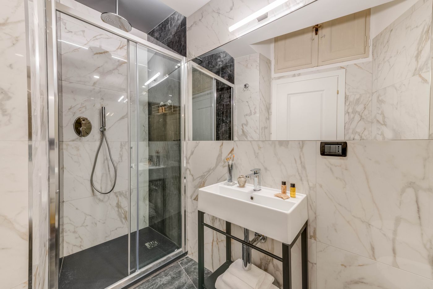 Navona-Theatre-Hotel-Room-27