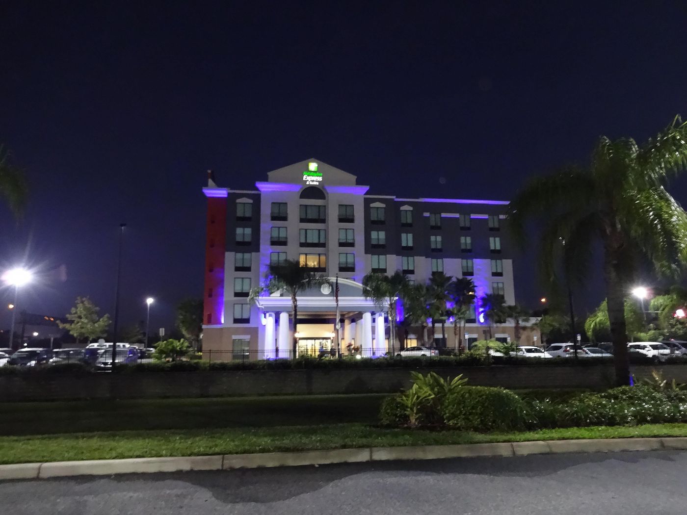 Holiday Inn Express and Suites I-Drive-United States-ORLANDO-General view-5