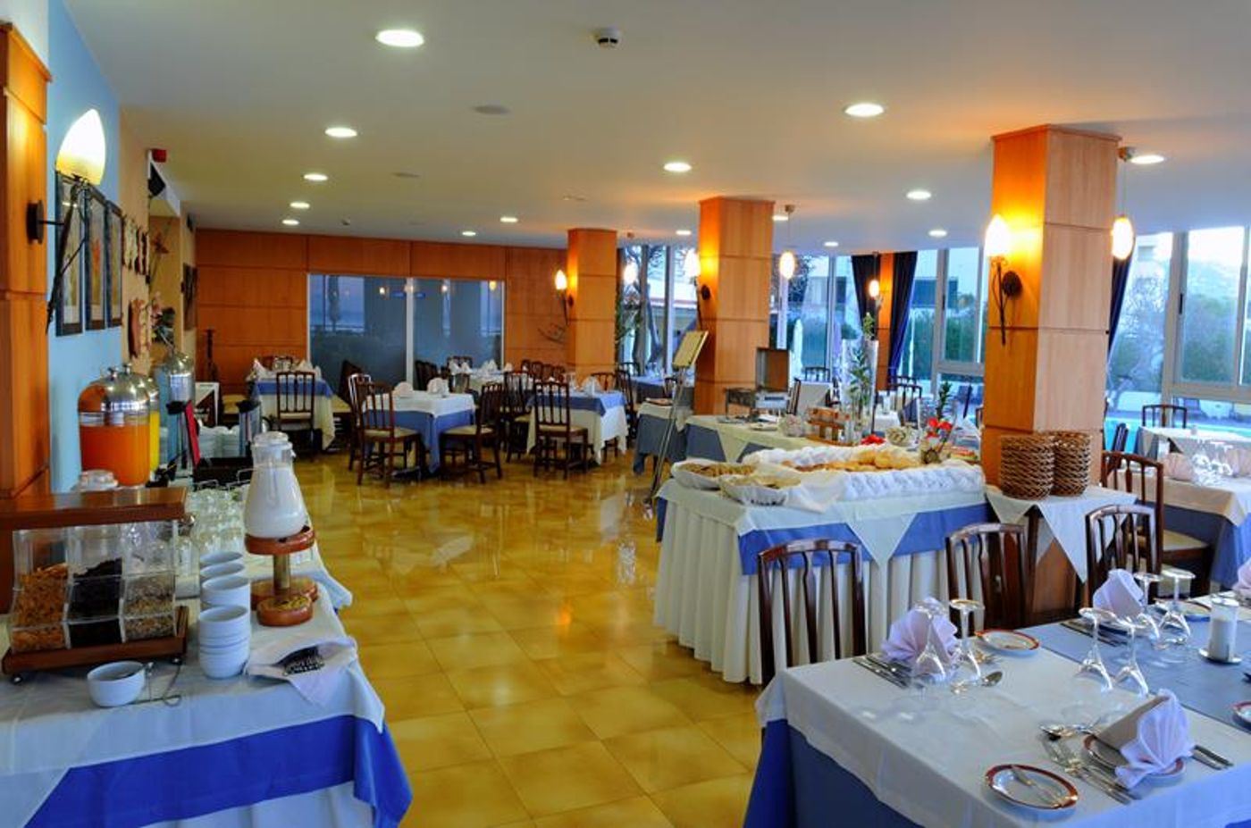 Duas-Torres-Restaurant-18