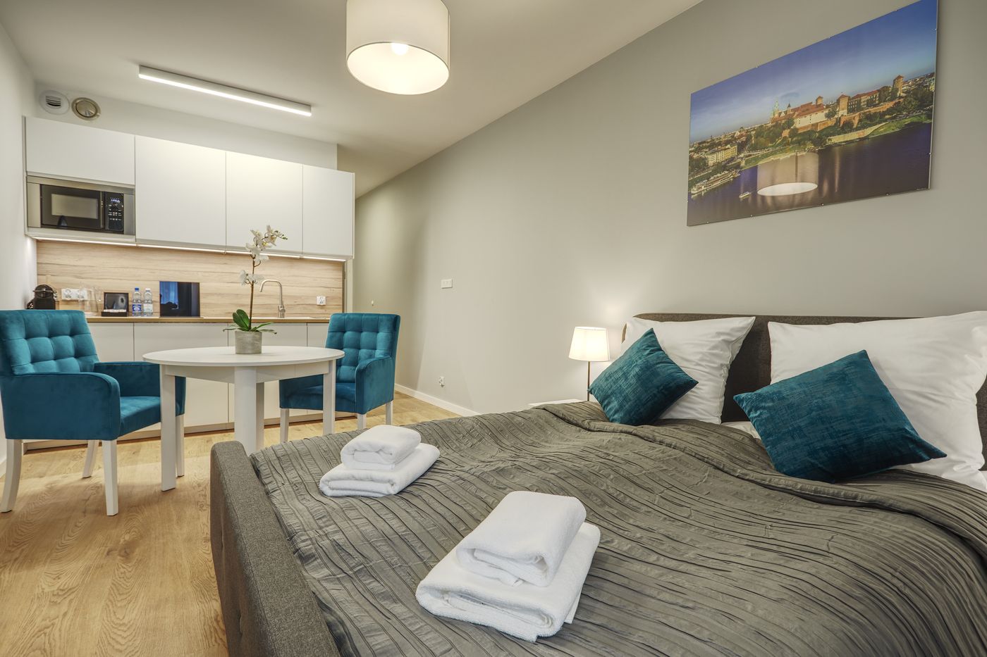 Rajska-3-By-Pi-Apartments-Room-5