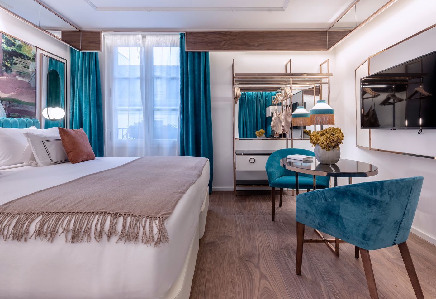 Melia-Paris-Notre-Dame-Room-23