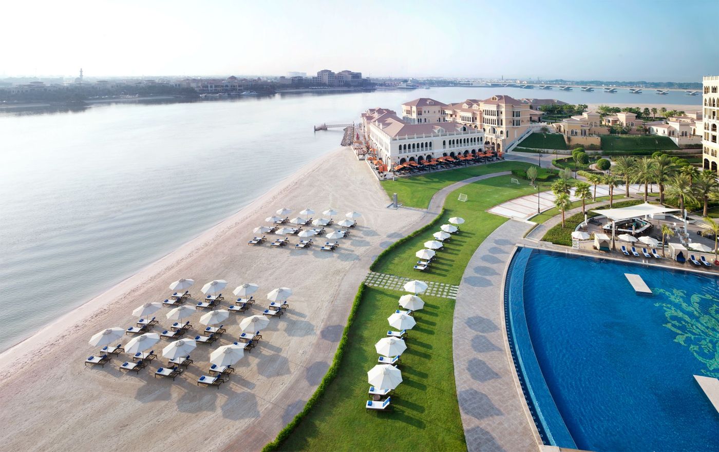 The Ritz Carlton Abu Dhabi Grand Canal