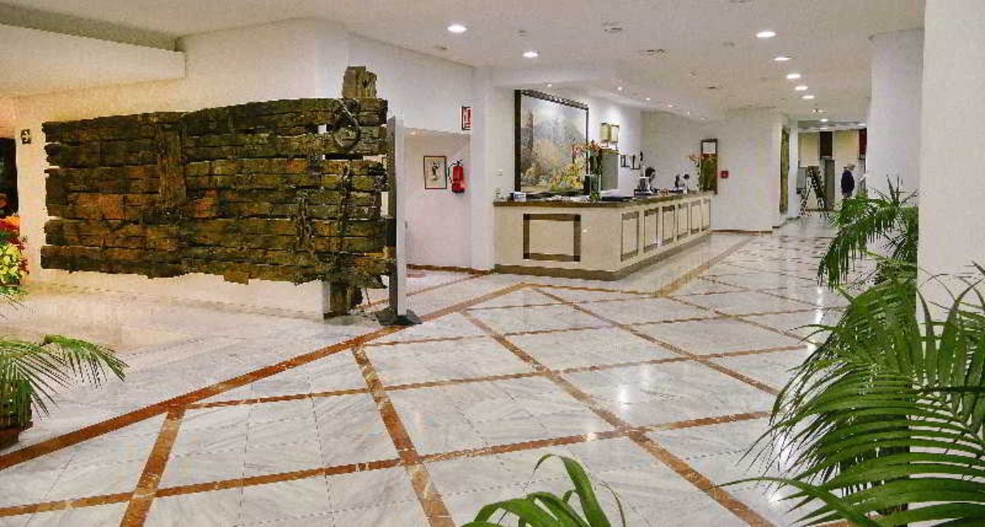 Smy-Puerto-de-la-Cruz-Lobby-44