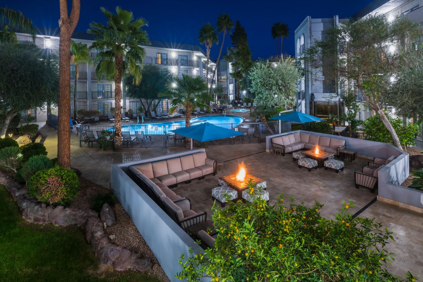 Holiday Inn & Suites Phoenix Airport North-United States-Phoenix-General view-9