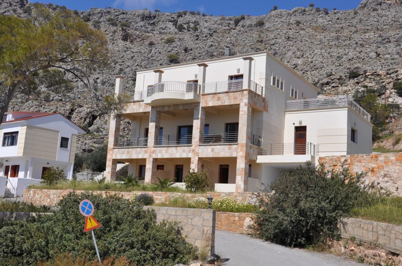 Marianthi Apartments