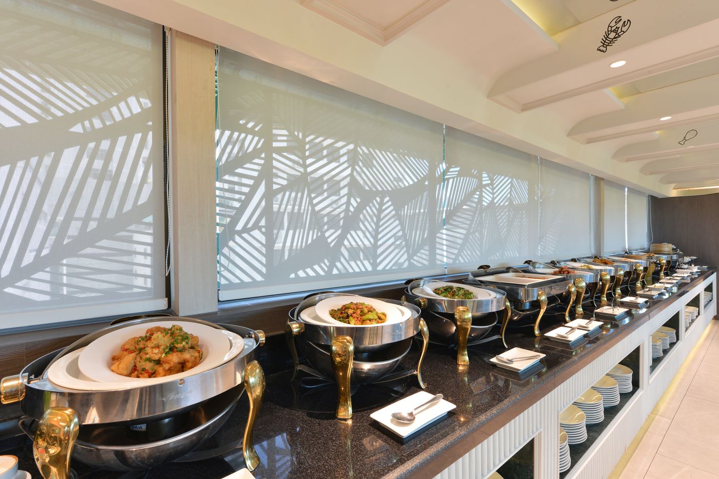 Centre-Point-Plus-Hotel-Pratunam-Restaurant-60