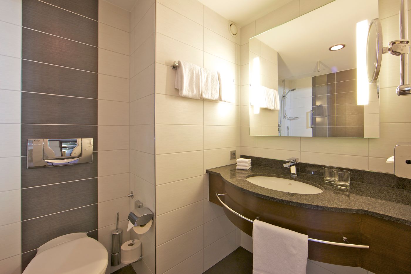 Dorint-Hotel-Bonn-Room-42