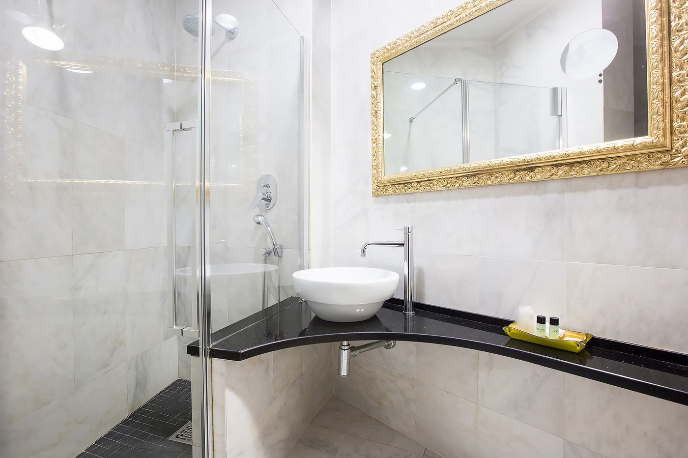 Relais-Hotel-Centrale-Room-19