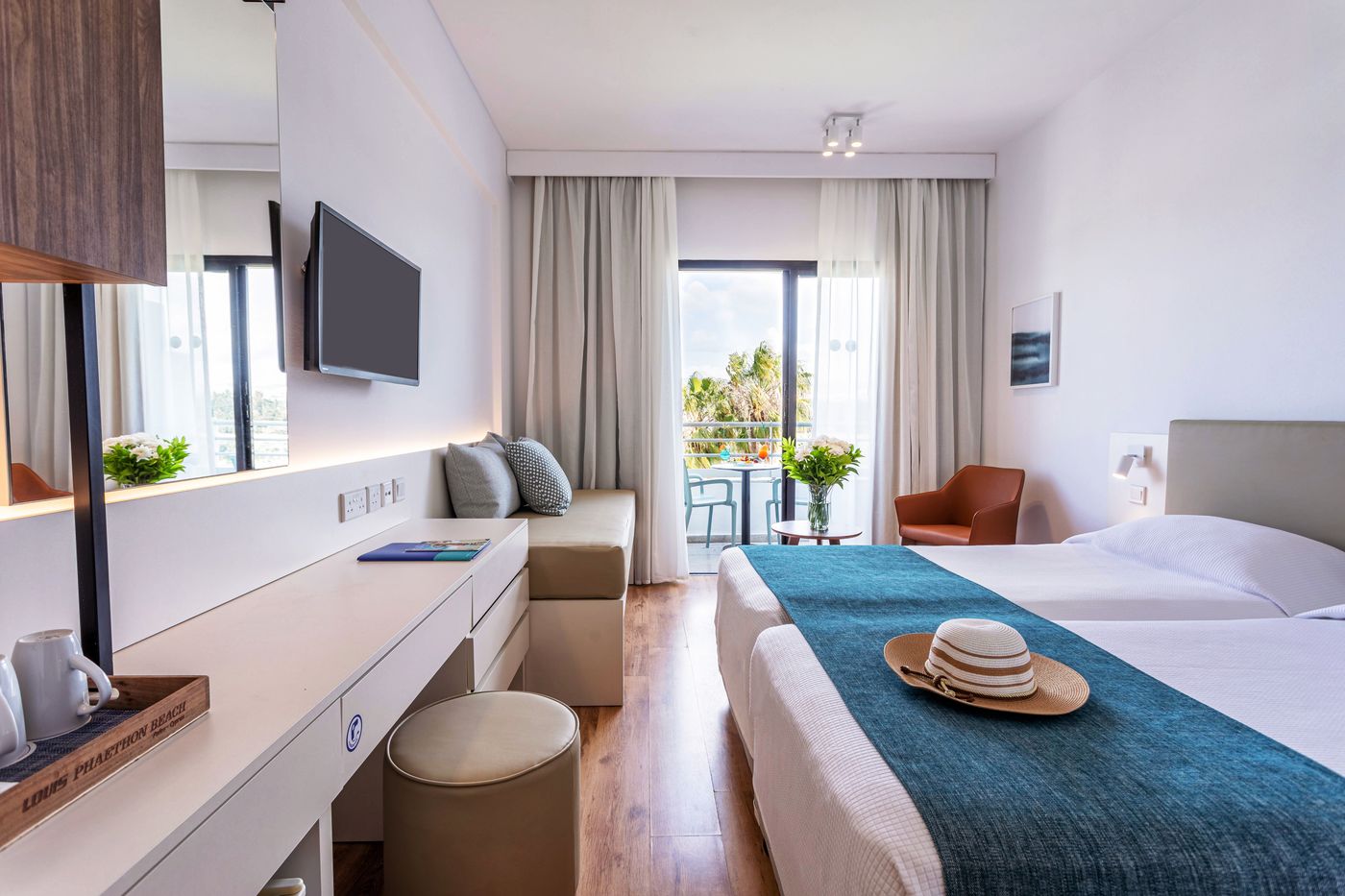 Louis-Phaethon-Beach-Room-25