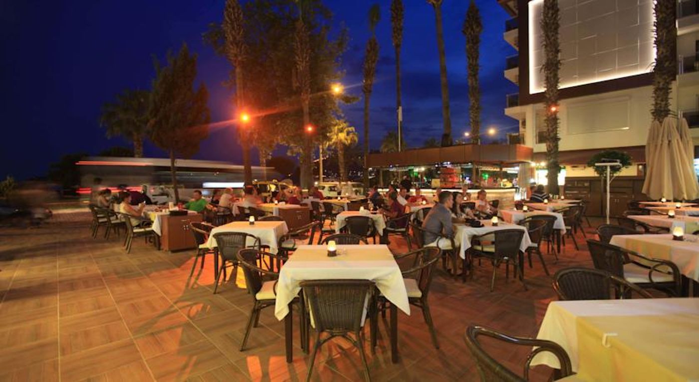 Eftalia-Downtown-Hotel-Bar-11