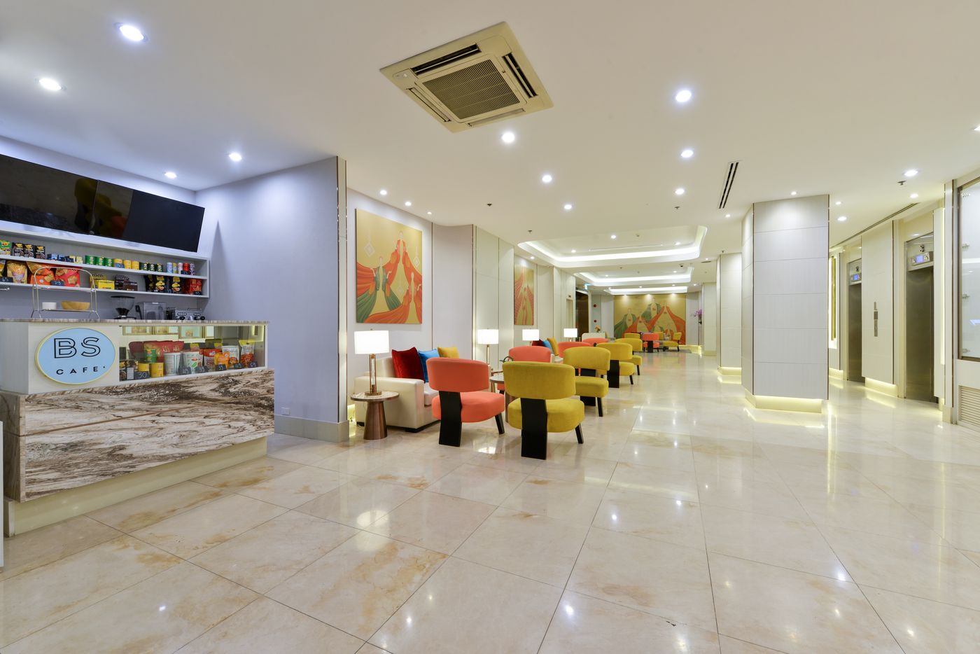 Centre-Point-Plus-Hotel-Pratunam-Lobby-15