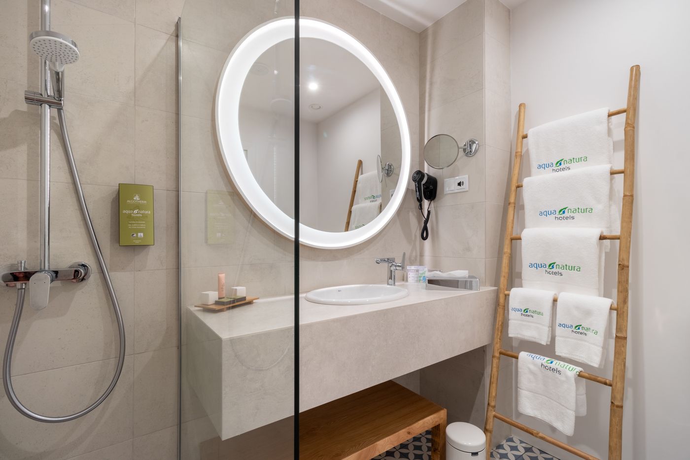 Aqua-Natura-Bay-Room-25