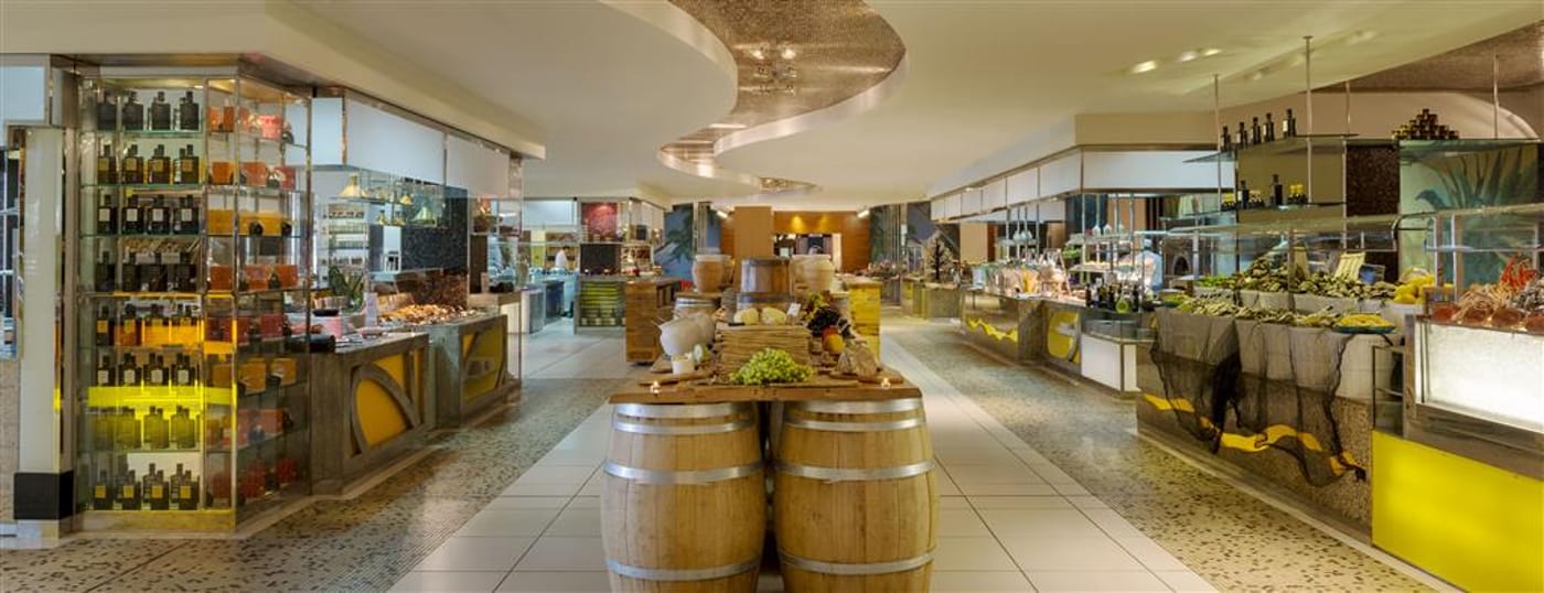 The-Westin-Dubai-Mina-Seyahi-Beach-Resort---Marina-General-view-75