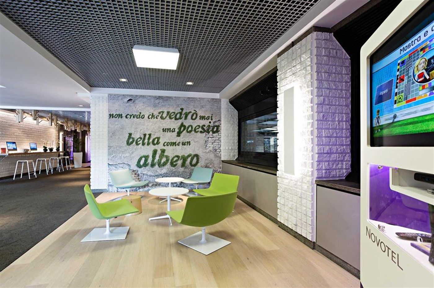 -o-Hostel-Milano-Ca--Granda-Lobby-3