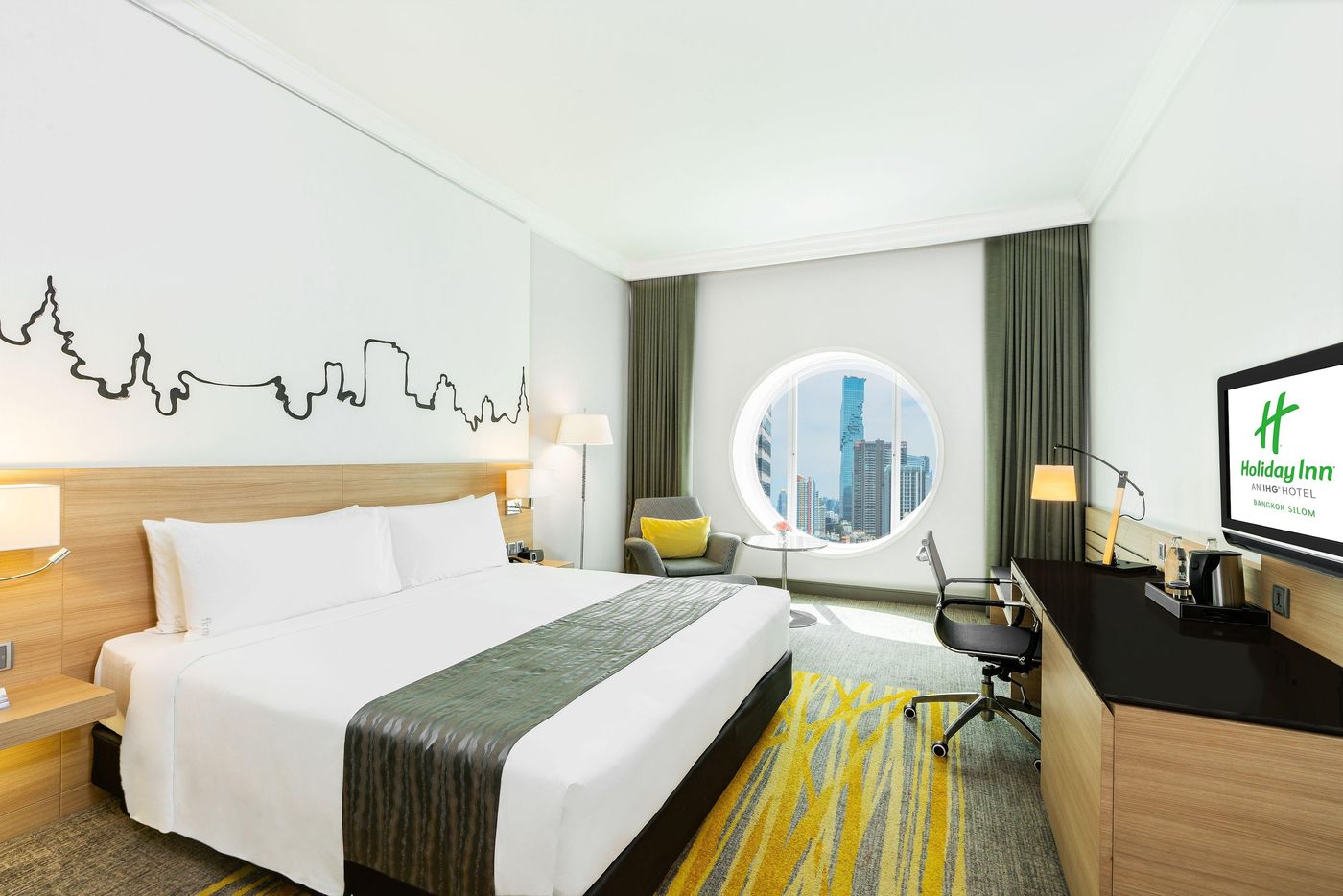 Holiday-Inn-Bangkok-Silom-Room-31