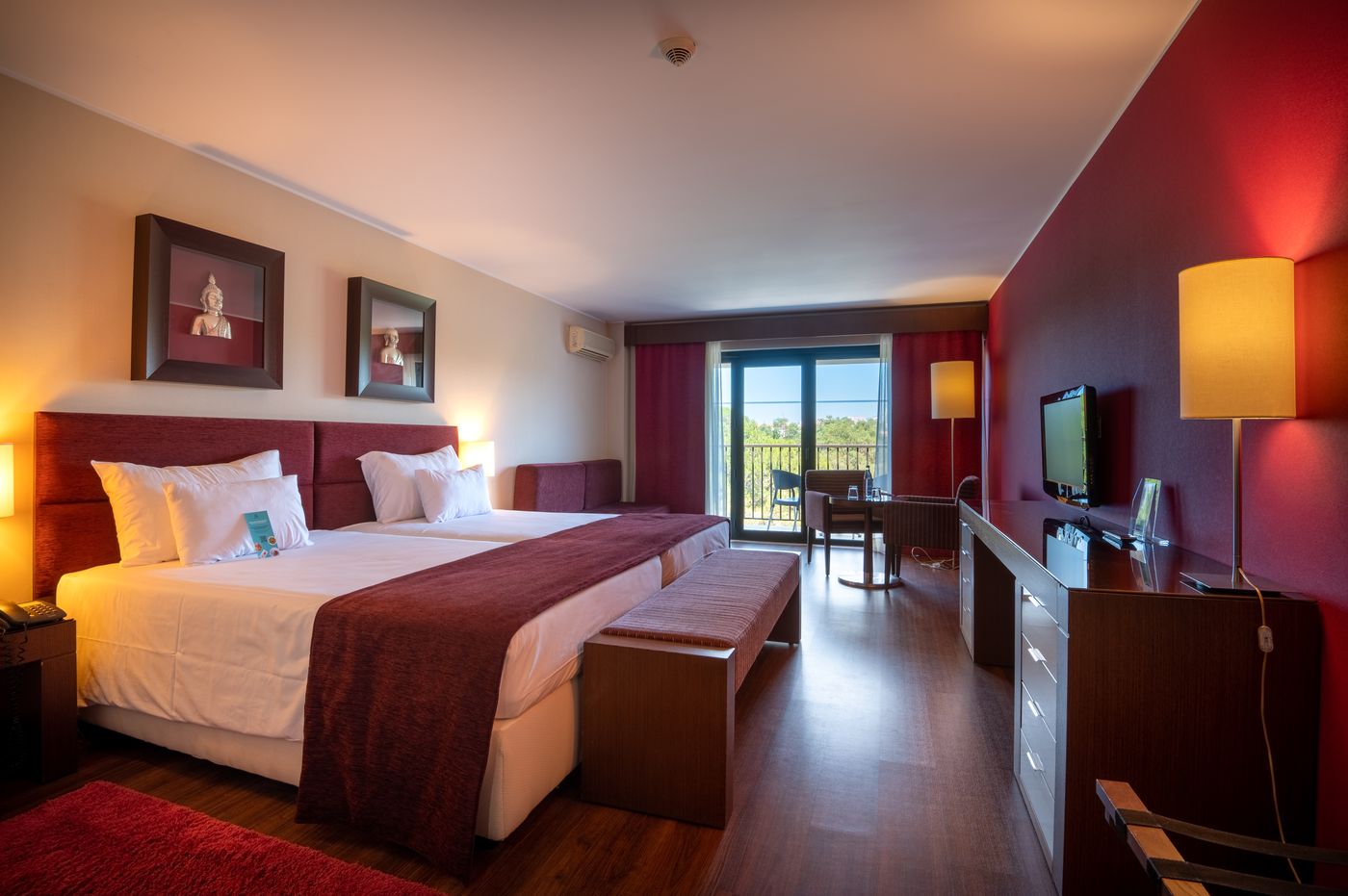 Vila-Gale-Village-Cascais-Room-15