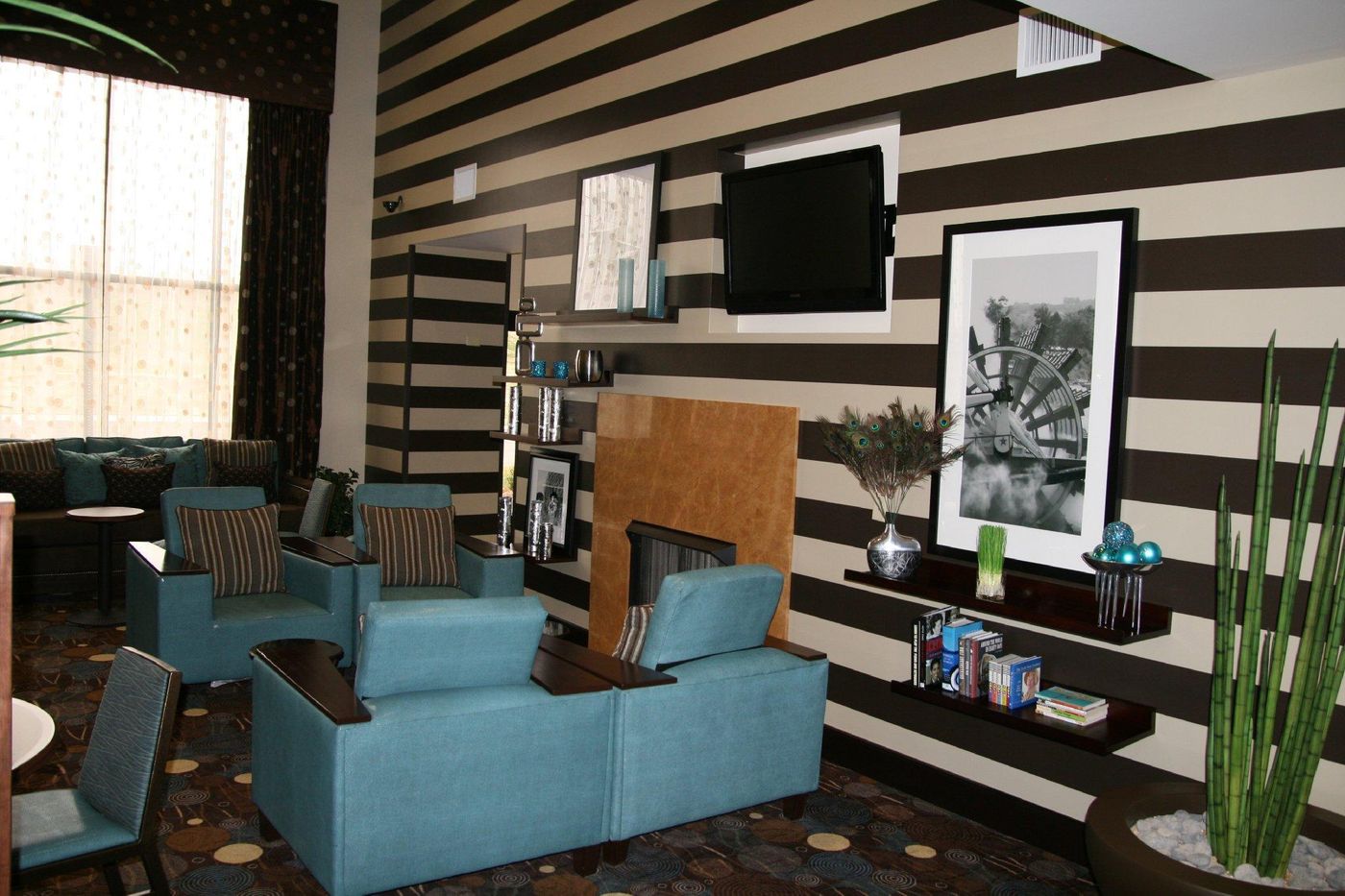 Hampton Inn & Suites Nashville @ Opryland-United States-NASHVILLE-Lobby-4