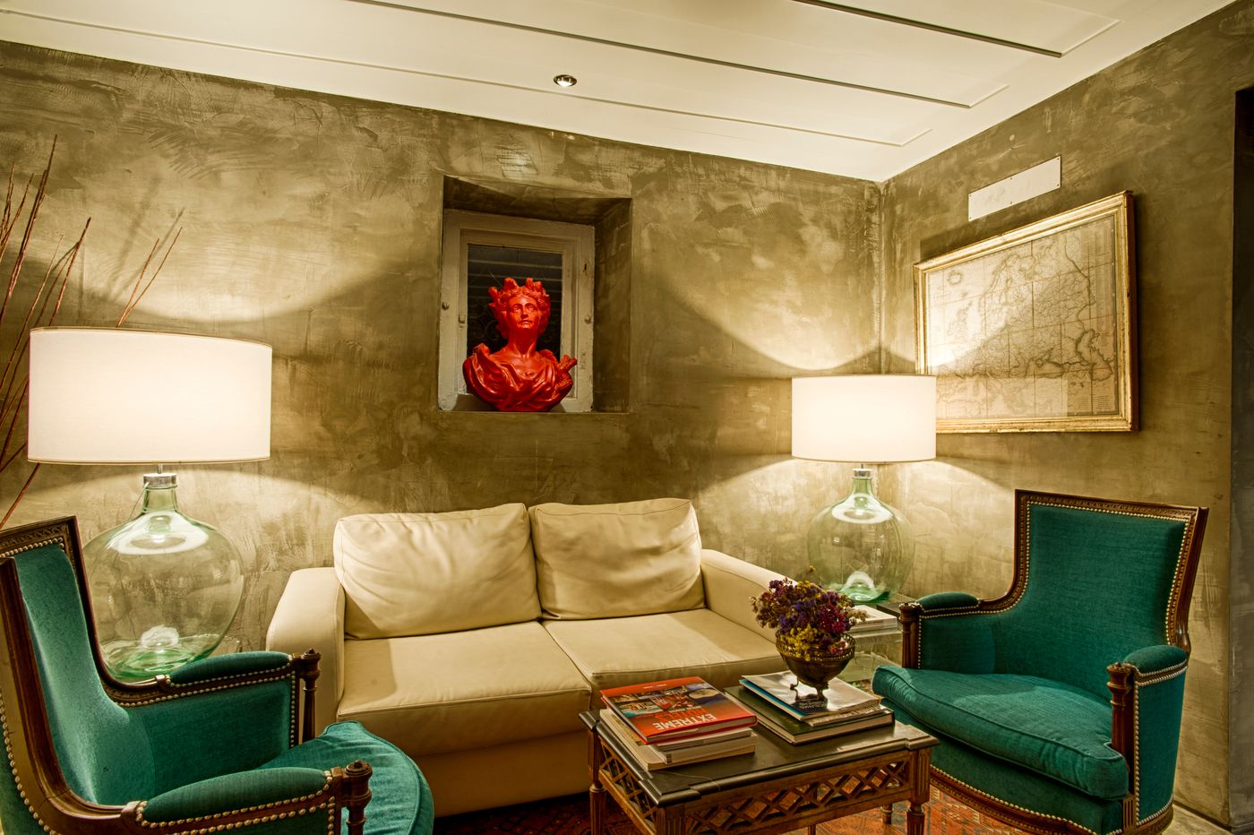 Dear-Lisbon-Charming-House-Lobby-14