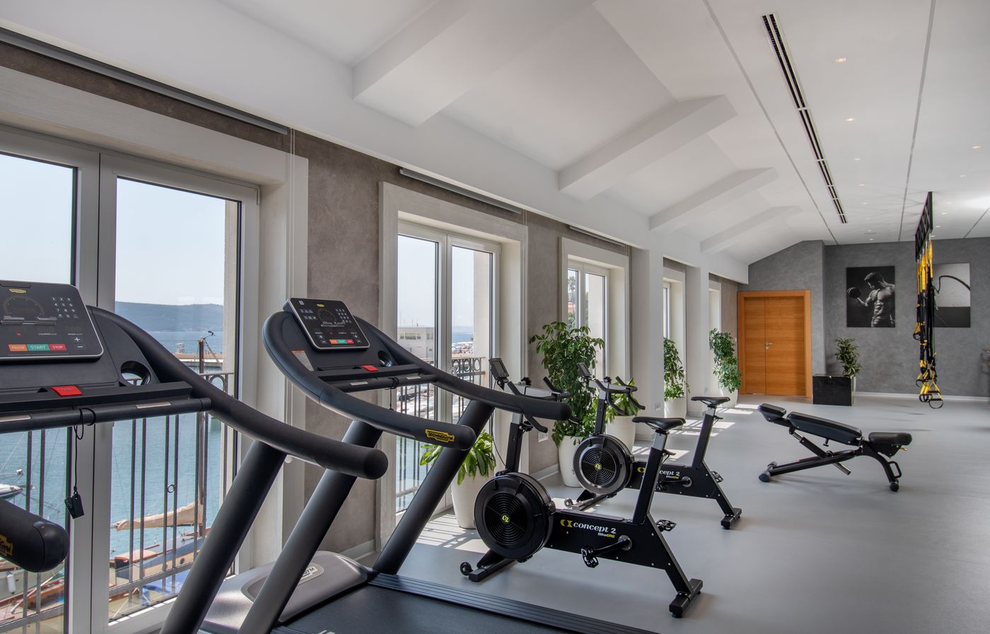 Lazure-Hotel---Marina-Sports-and-Entertainment-86