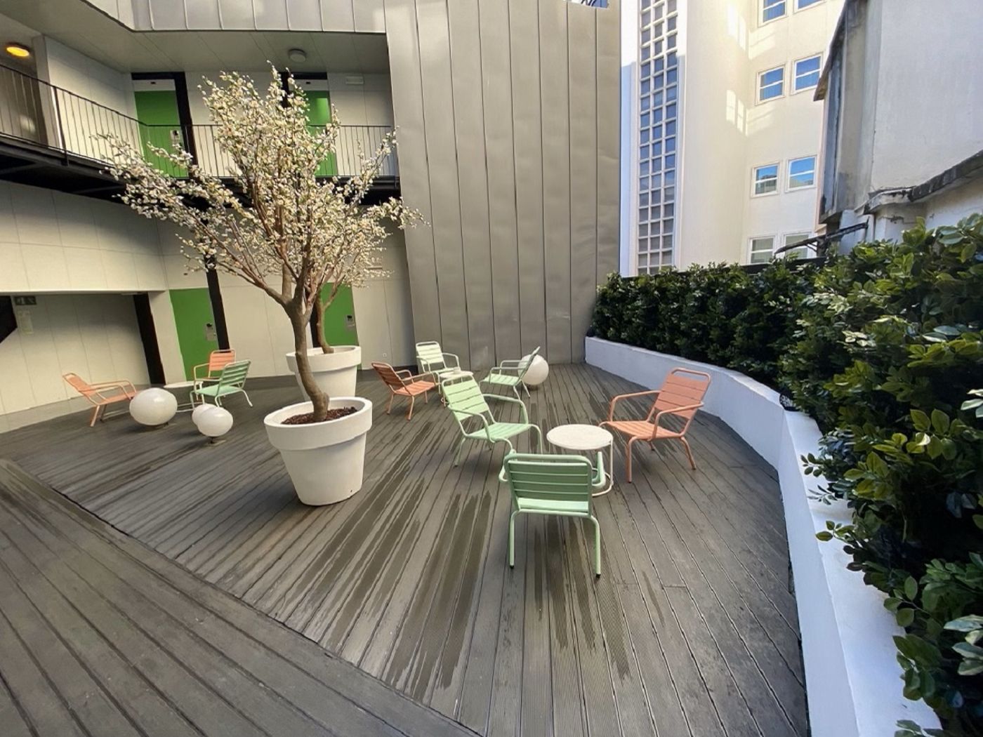 Gat-Rossio-Terrace-2