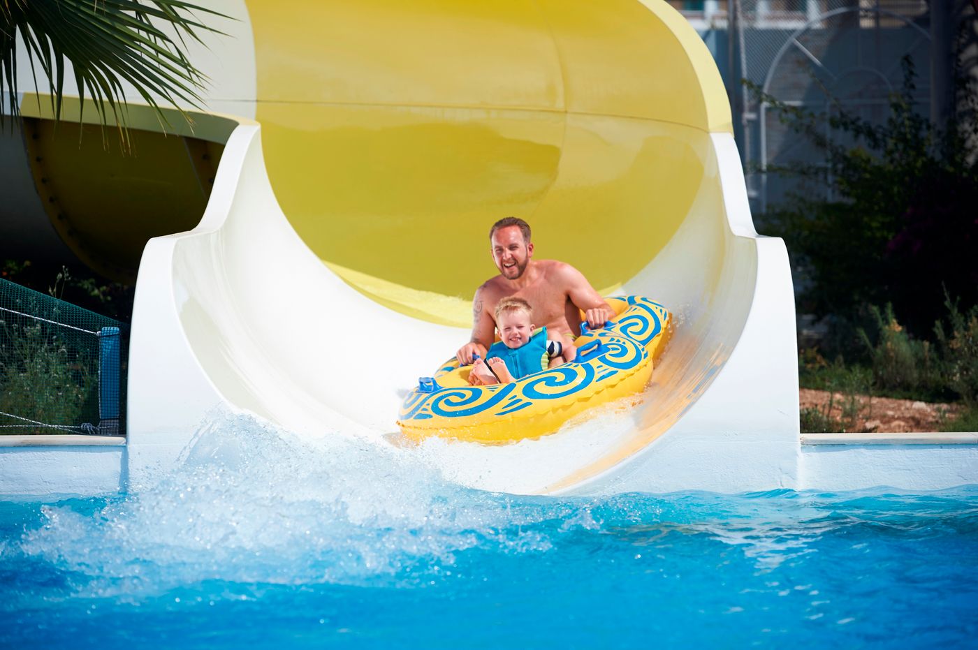 Louis-Phaethon-Beach-Sports-and-Entertainment-12