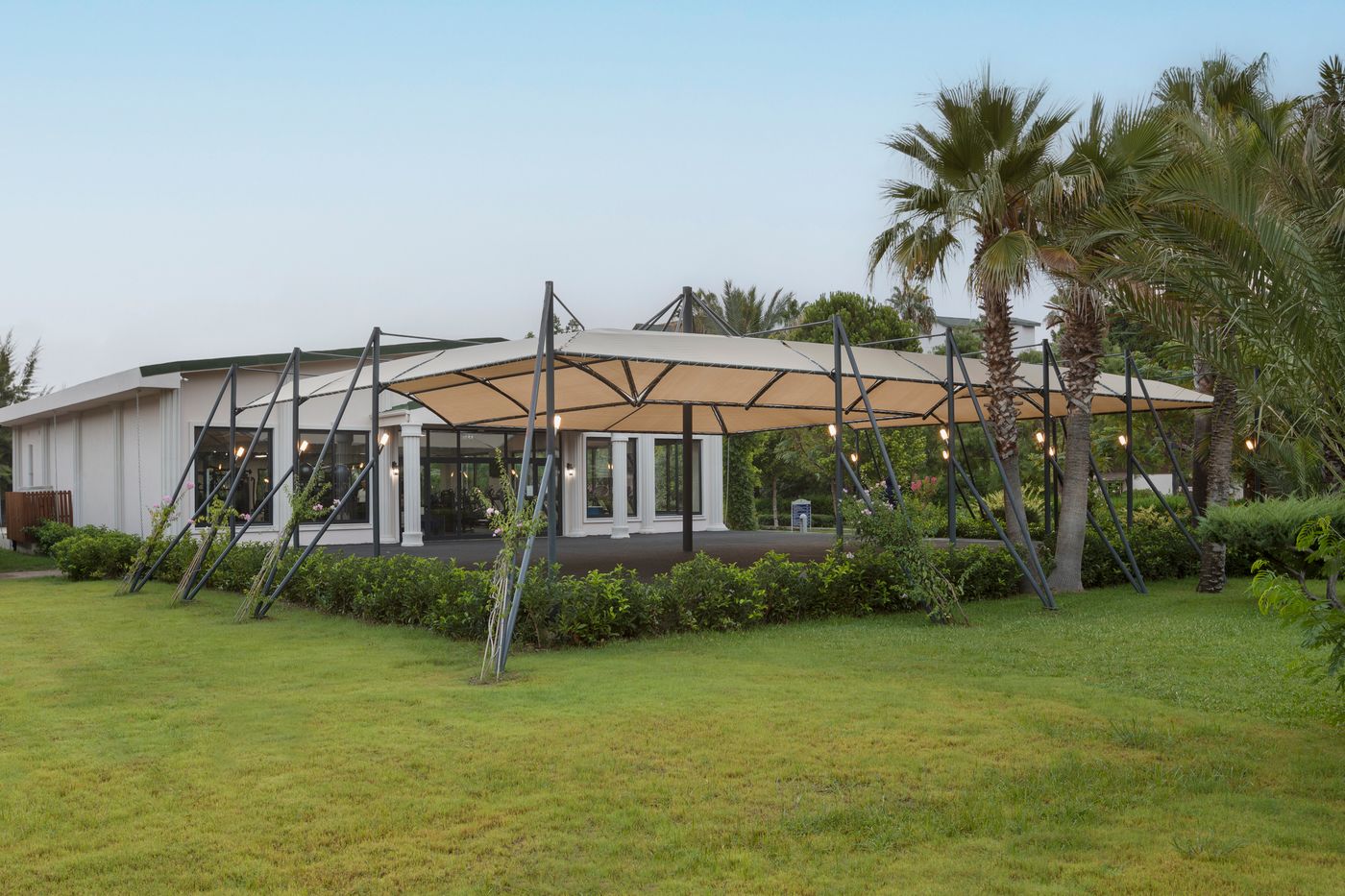 Alva-Donna-World-Palace-Hotel-Sports-and-Entertainment-21