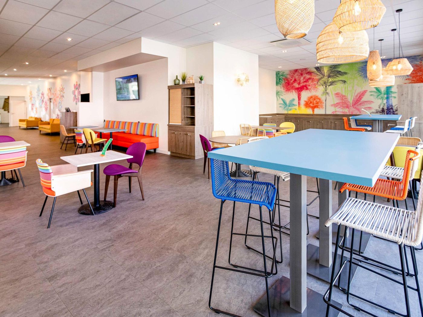 ibis Styles Perpignan Centre Gare-France-PERPIGNAN-General view-4