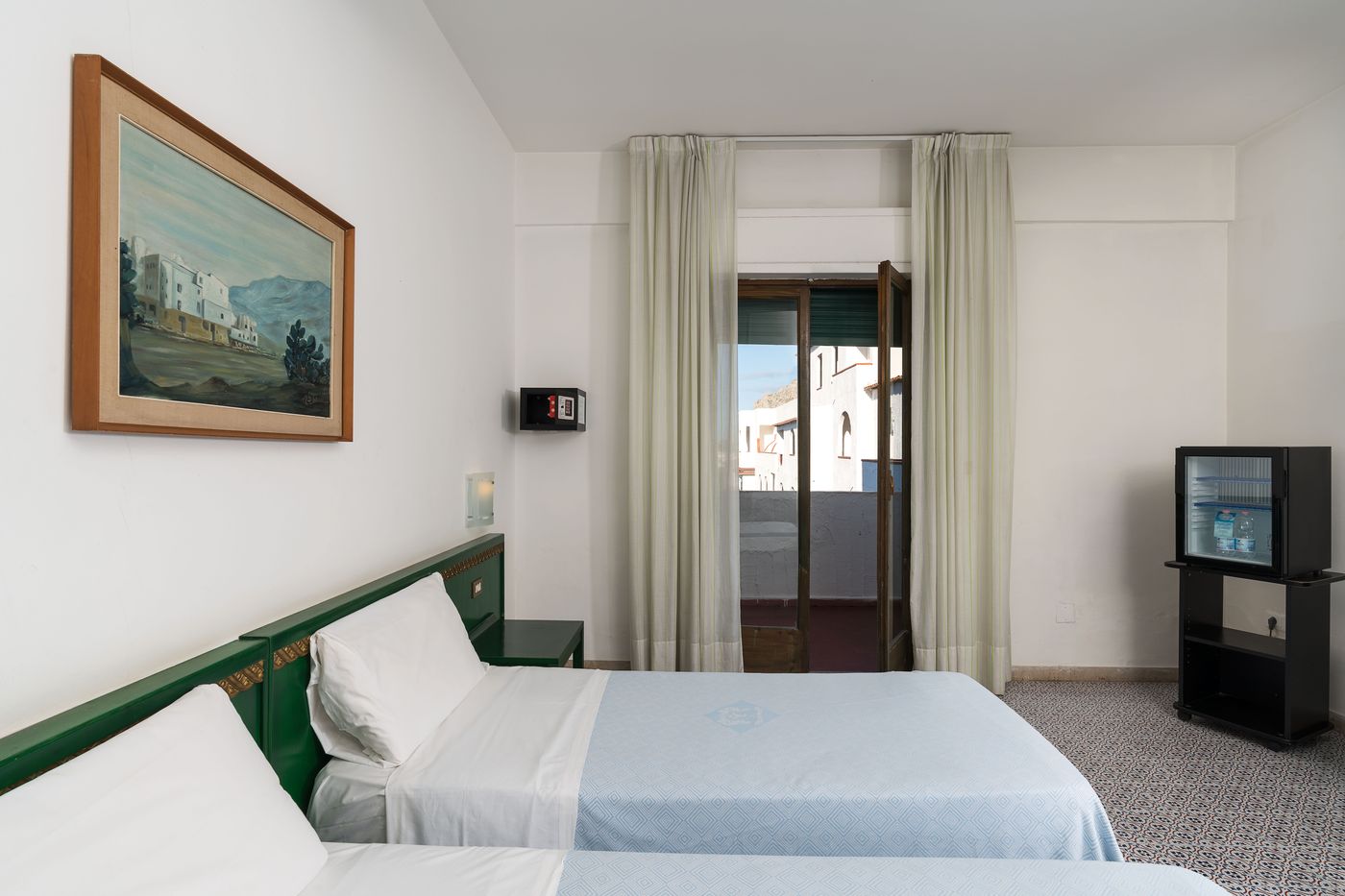 Saracen-Sands-Hotel---Congress-Centre-Room-44