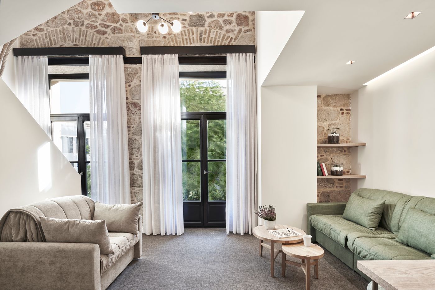 NLH-Monastiraki-Room-4