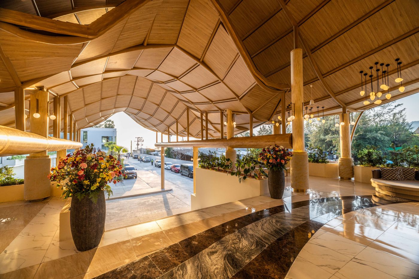 Phuket-Emerald-Beach-Resort-Lobby-45