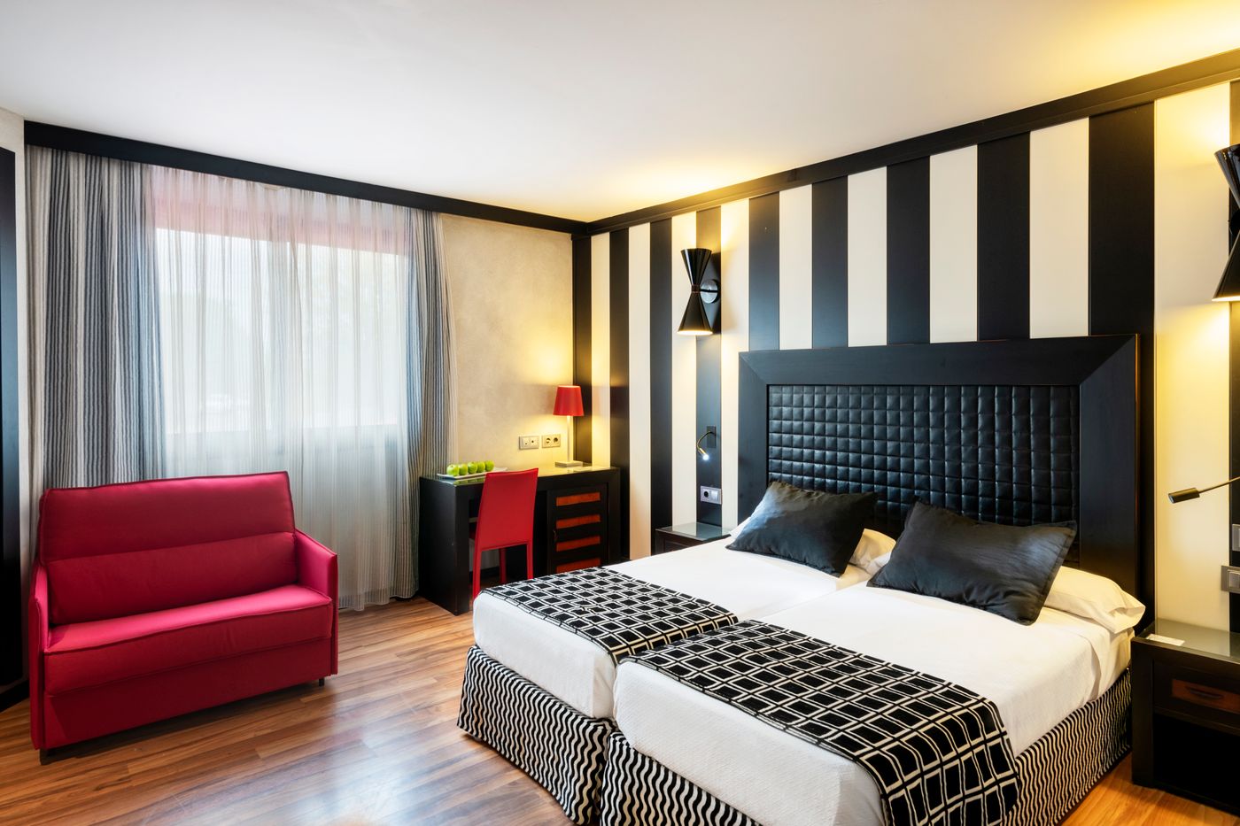 Salles-Hotel-Aeroport-de-Girona-Room-14