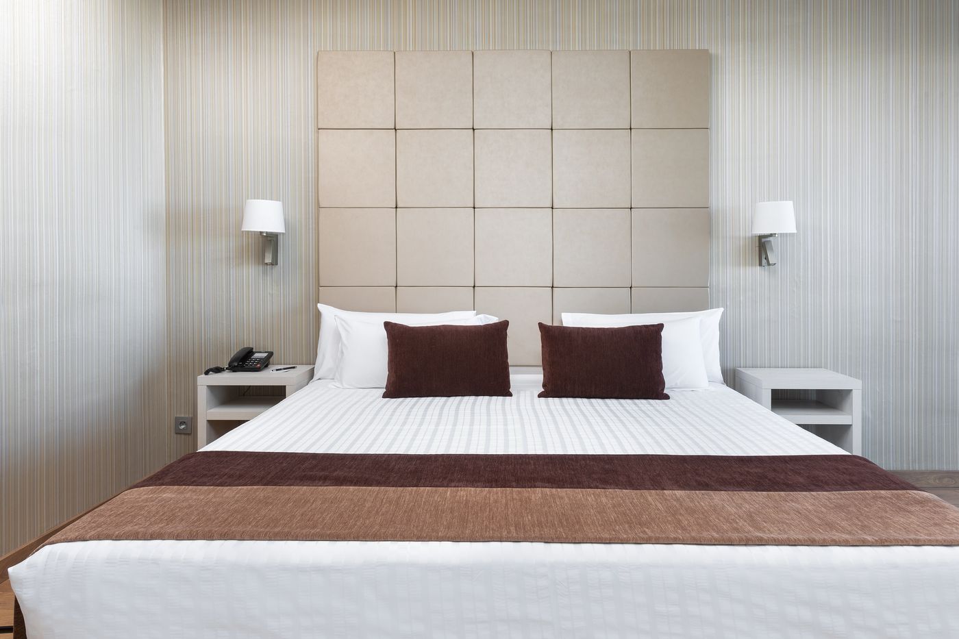 Best-Semiramis-Room-17