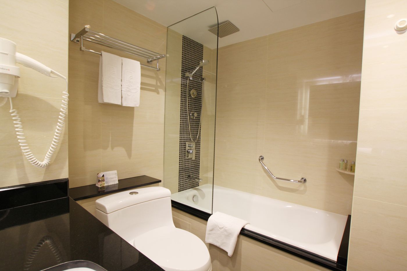 Prudential-Hotel-Room-8