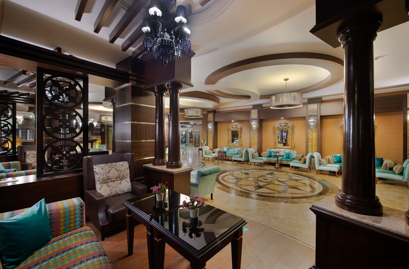 Quatro Famıly Club Dem