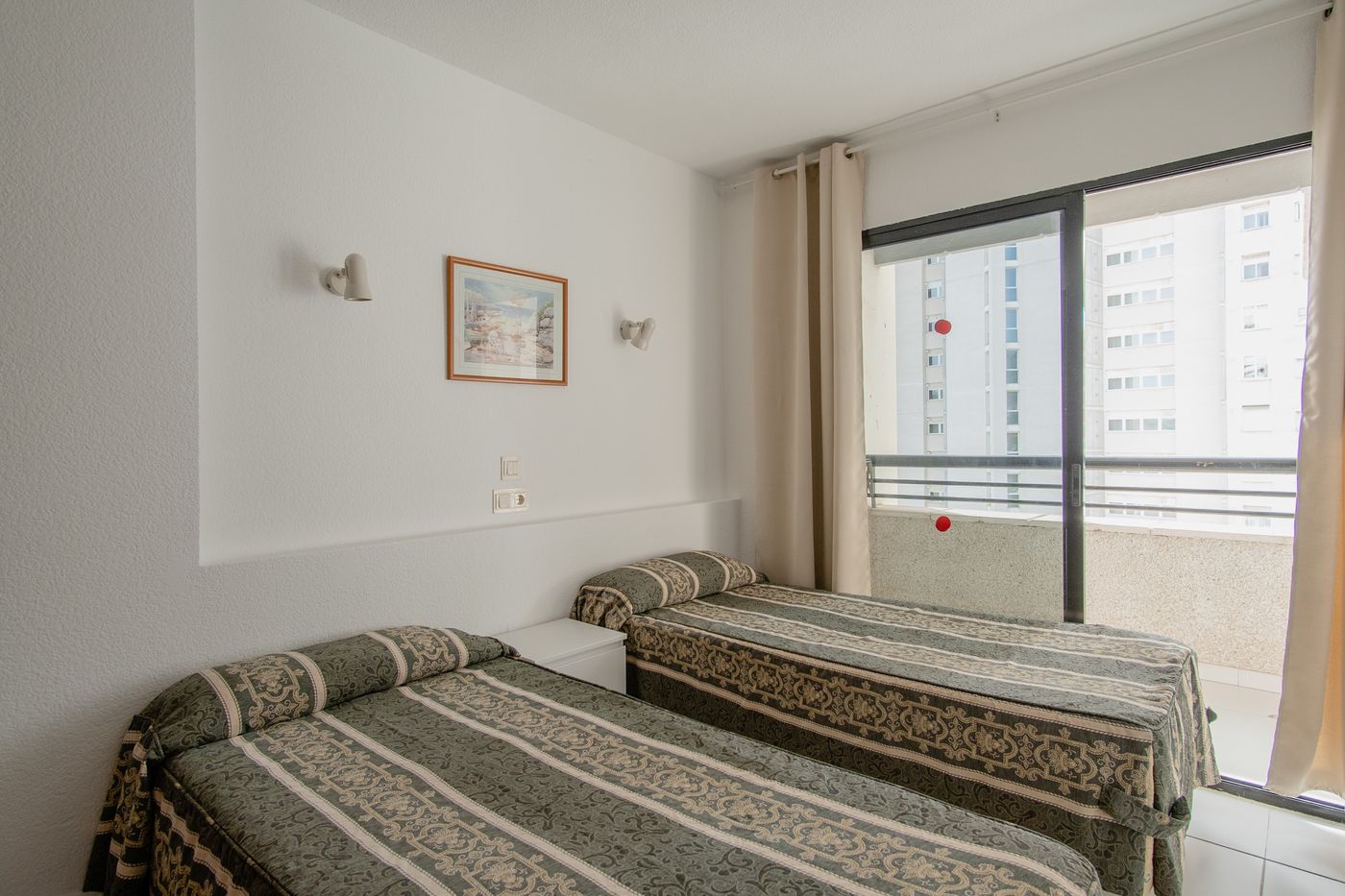 Luxmar-Apartments-Room-20