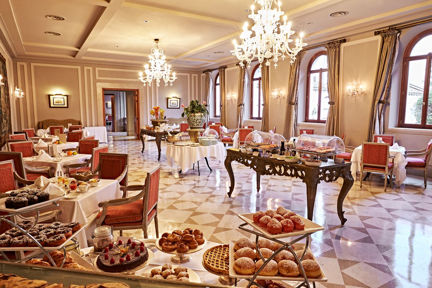 San-Clemente-Palace-Kempinski-Hotel-Venice-Restaurant-55