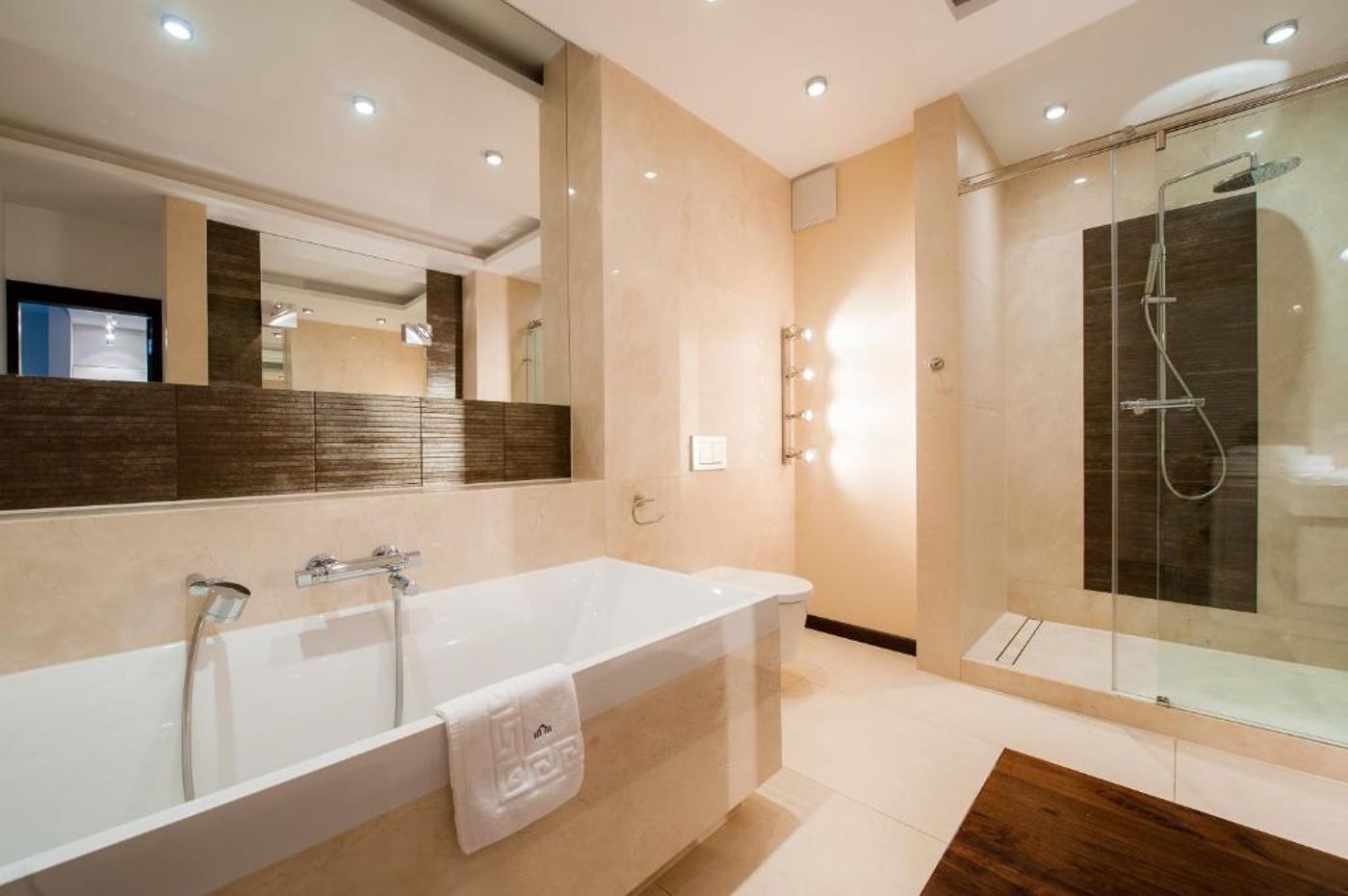 EXCLUSIVE-Aparthotel-Warszawa-Atelier-Residence-Room-64