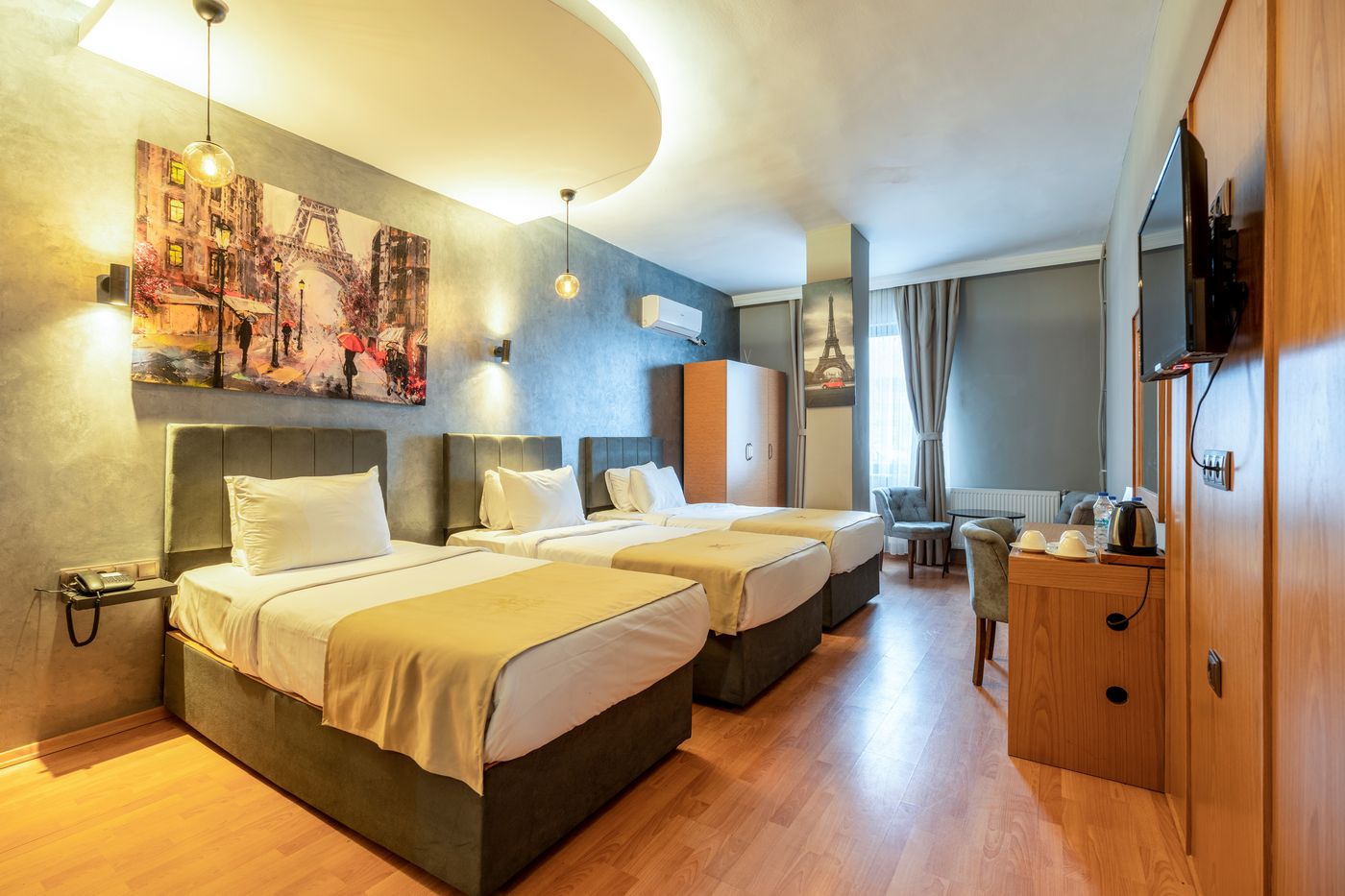 Monezza-Hotel-Room-32