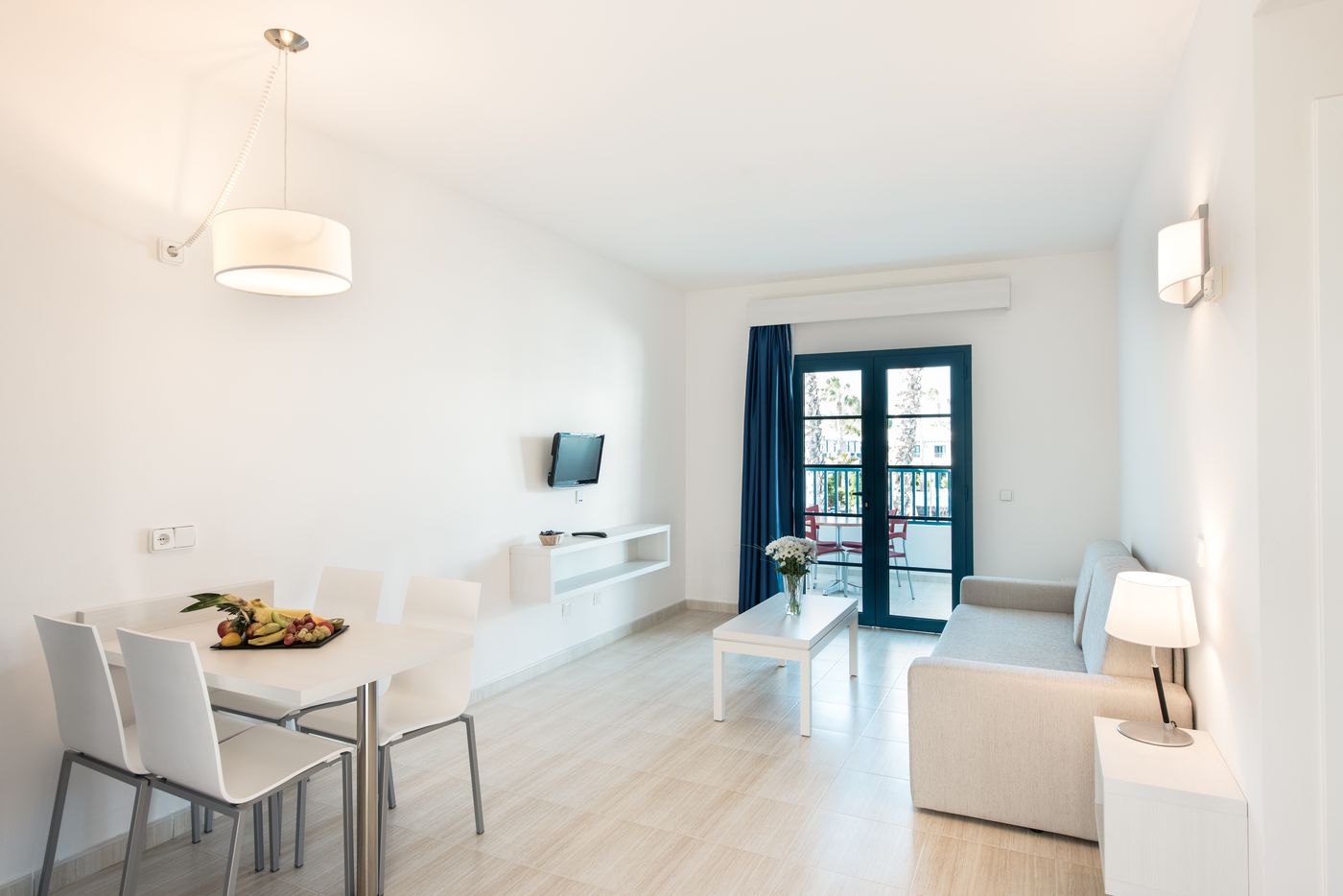 THB-Tropical-Island-Room-27