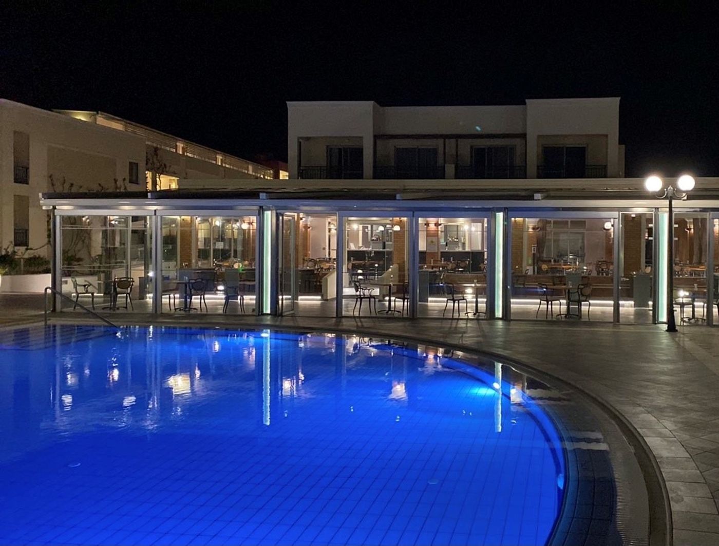 Hydramis-Palace-Beach-Resort-Terrace-34