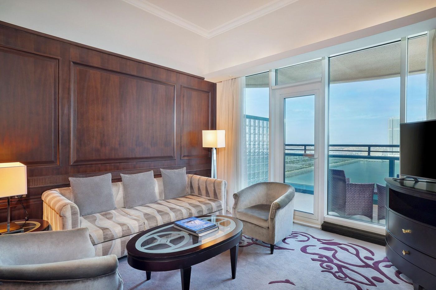 Le-Meridien-Mina-Seyahi-Beach-Resort---Marina-Room-38