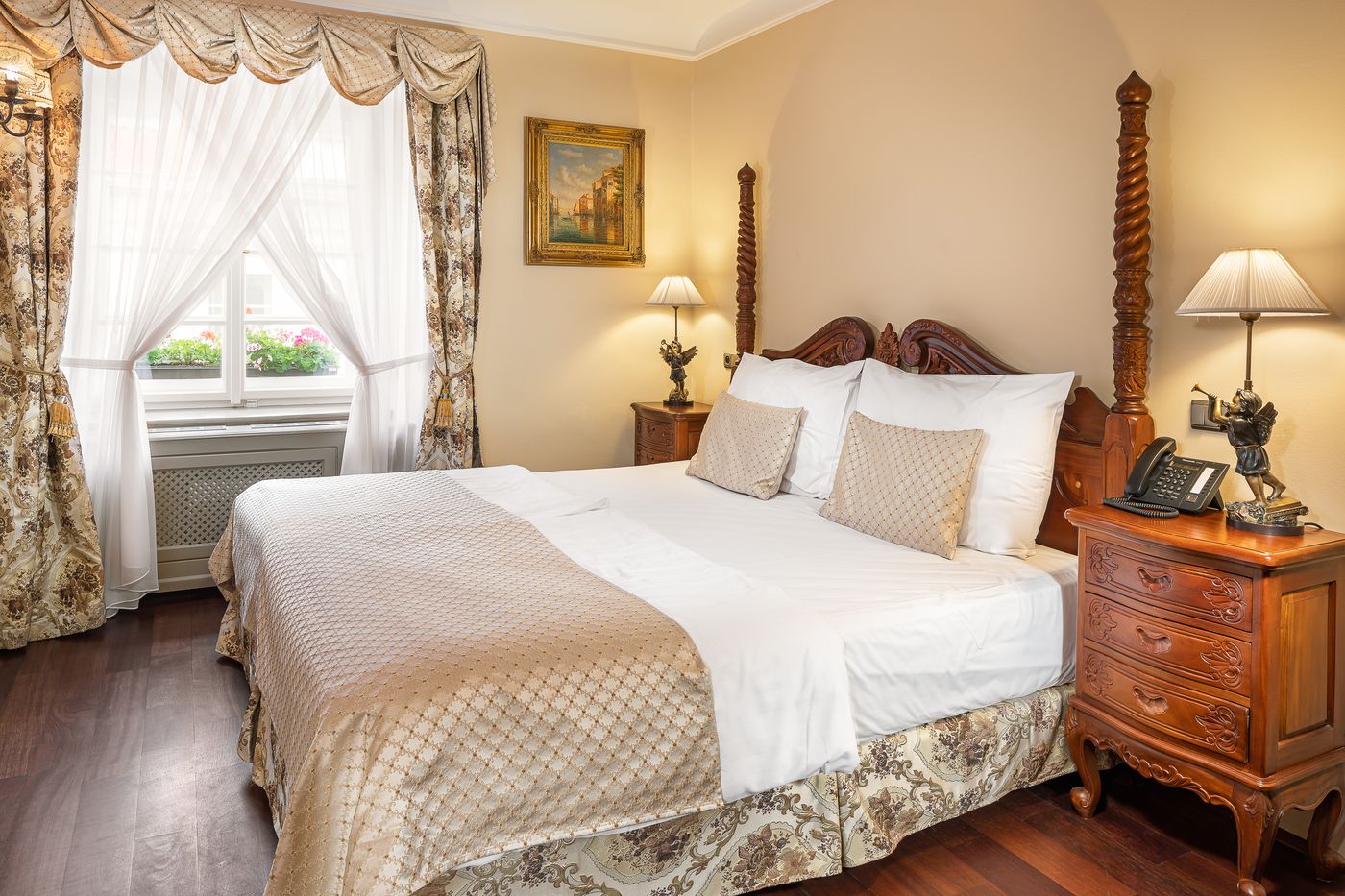 Iron-Gate-Hotel---Suites-Prague-by-BHG-Room-29