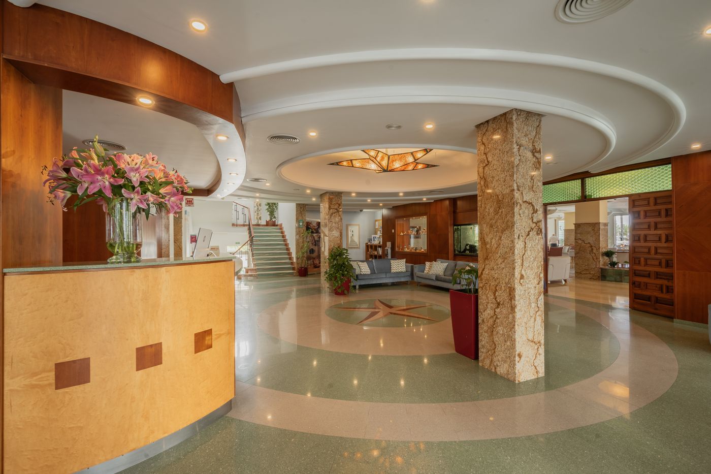 Bellamar-Lobby-57