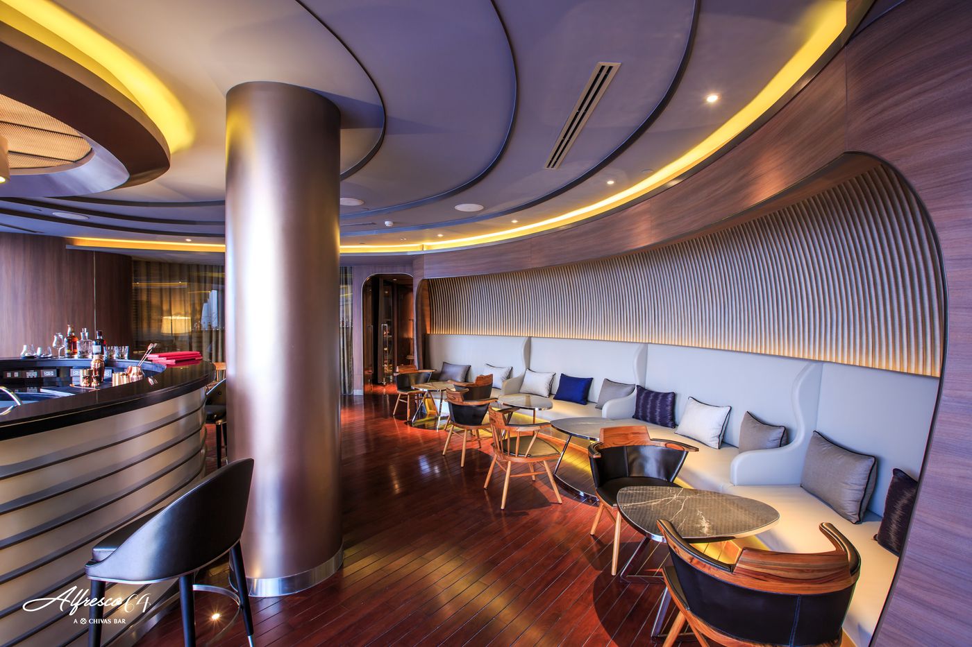 Lebua-at-State-Tower-Bar-18