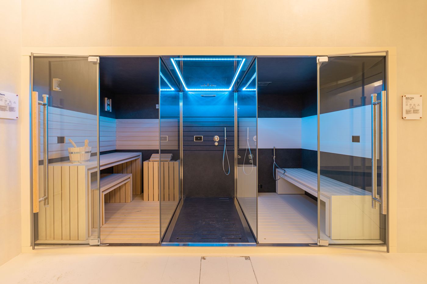 Luster-Hotel-Sports-and-Entertainment-55