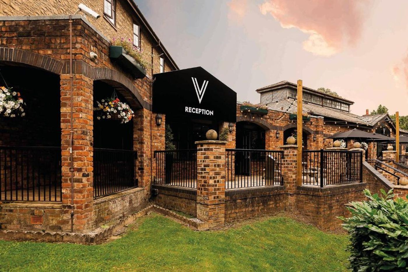 Village Hotel Liverpool-United Kingdom-Liverpool-General view-1