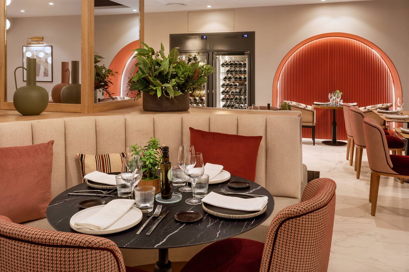 Senator-Gran-V----a-70-Spa-Restaurant-17