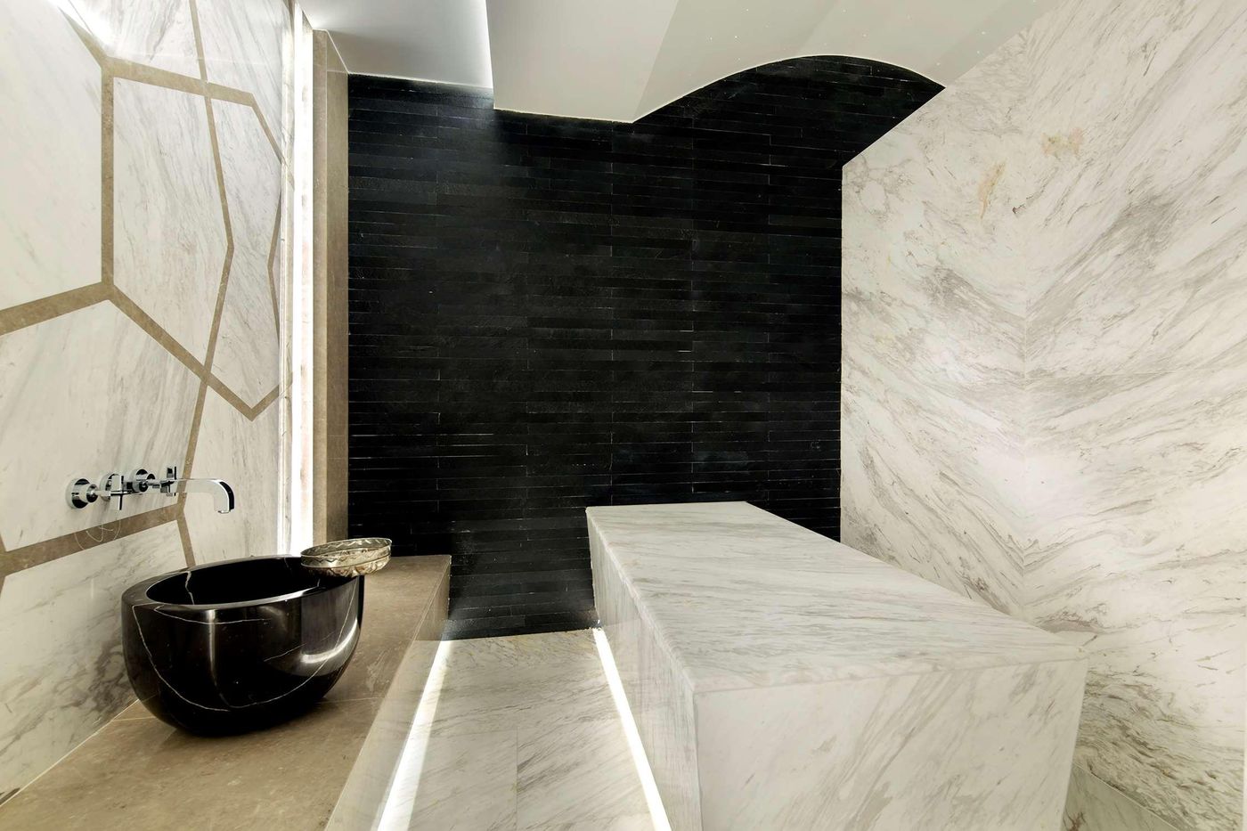 Doubletree-By-Hilton-Istanbul-Piyalepasa-General-view-23