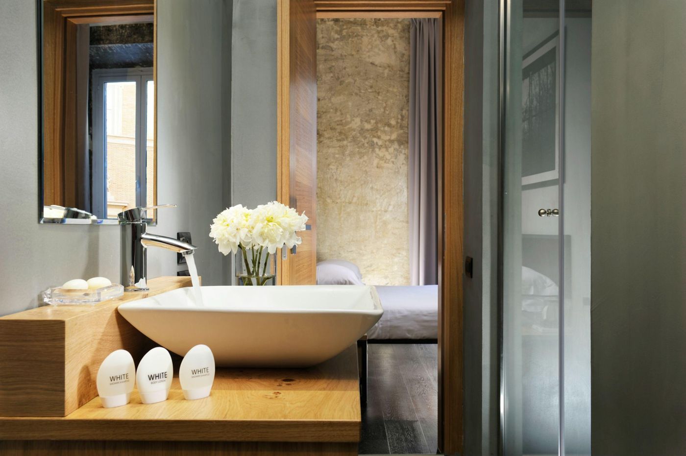 Suite-Art-Navona-Room-20